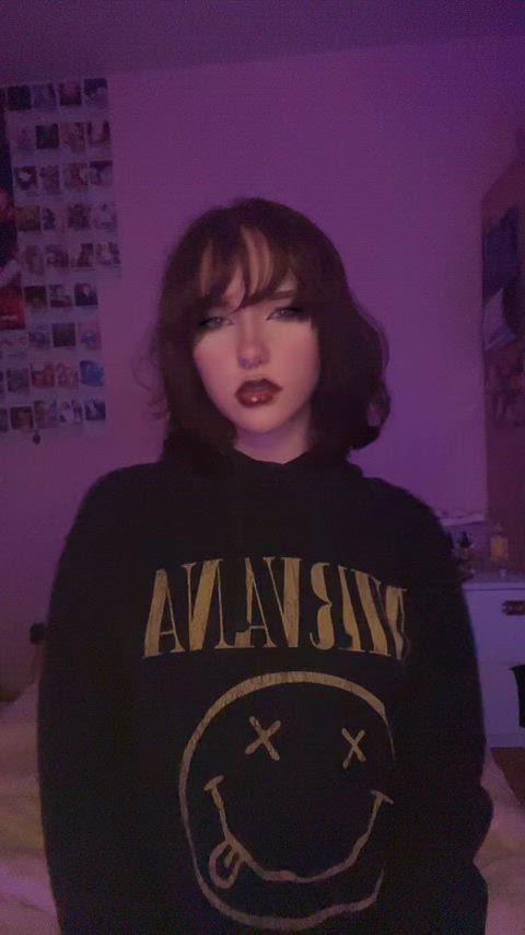Do 2005 goth girls make a chance with you? - free porn video