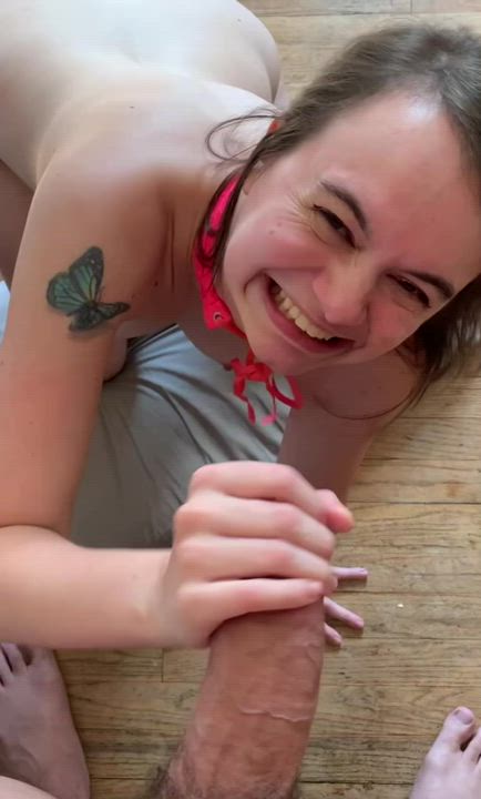 Would you let me wake you up with blowjobs every morning instead of using an alarm? 😍 - free porn video