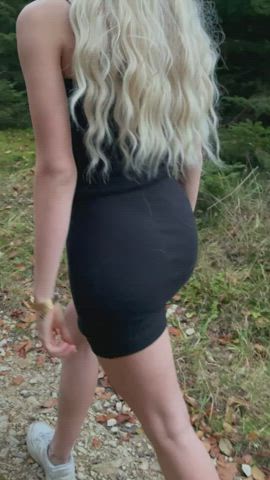 Got horny while going for a walk… look how it ended ... i think that the ranger saw me 😲 - free porn video