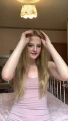 Would you mind if I flashed you at a party? 🙈 - free porn video