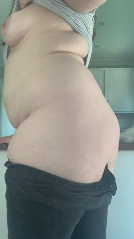 My thighs are thick and my ass is jiggly - free porn video