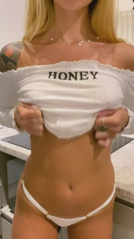 Would you like to taste my honey? - free porn video