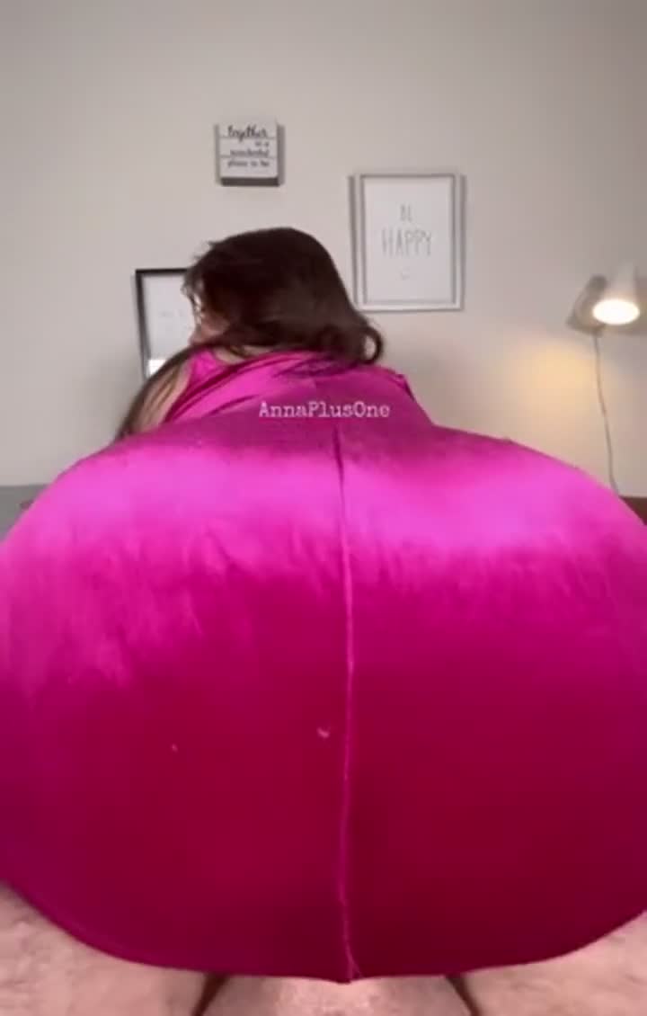 Hey, you, look what’s under my dress 👀 - free porn video