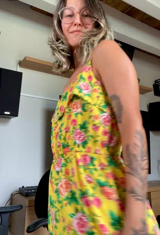 Is my booty the right size for an 19yo - free porn video