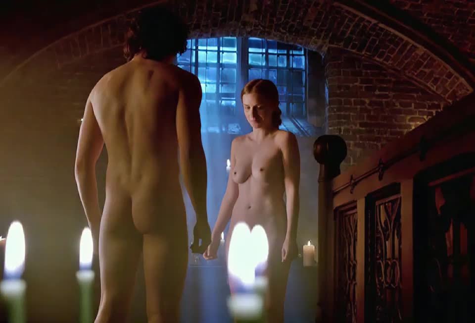Birthday Babe: Faye Marsay in The White Queen [S1E6-2013] - free porn video