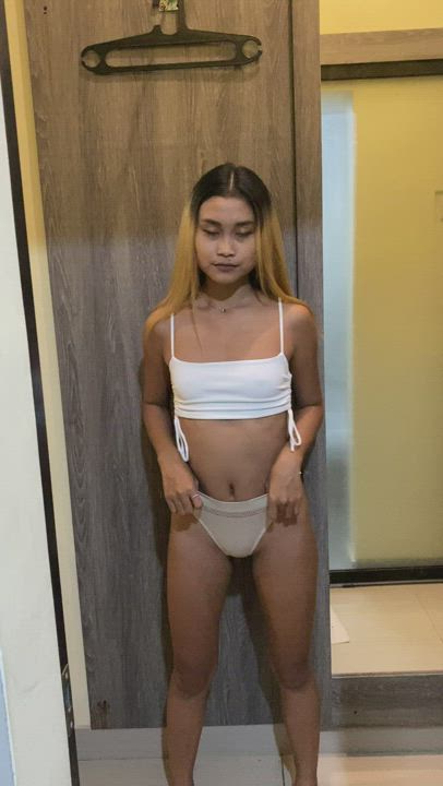 How many daddies here wish to have a petite daughter ? <3 - free porn video