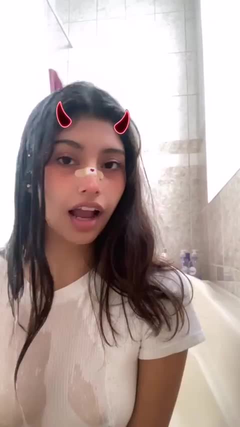 The hypnotic smile technique 😇 - free porn video