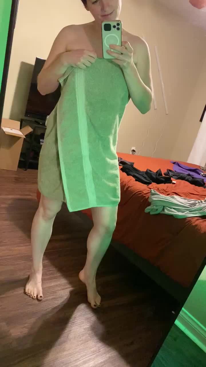 My plastic surgeon outdid himself 🤭 - free porn video