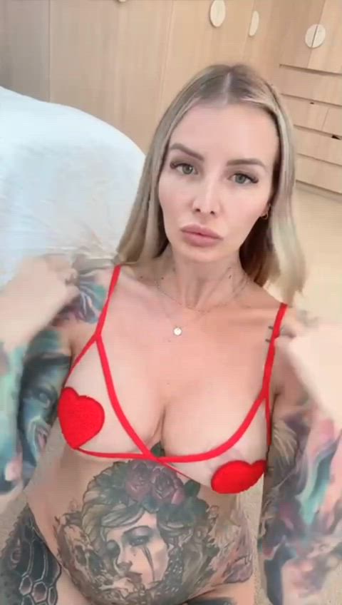 No one's ever cum inside me. Would you cum in me? - free porn video