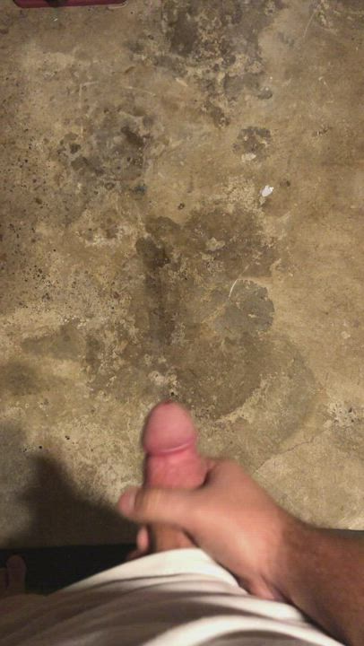 Huge cumshot before bed - free porn video