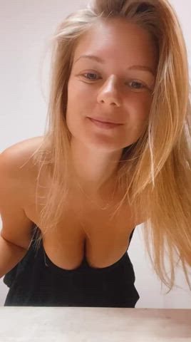 I went dancing in this top, everyone got such a treat when my boobs fell out like this! - free porn video
