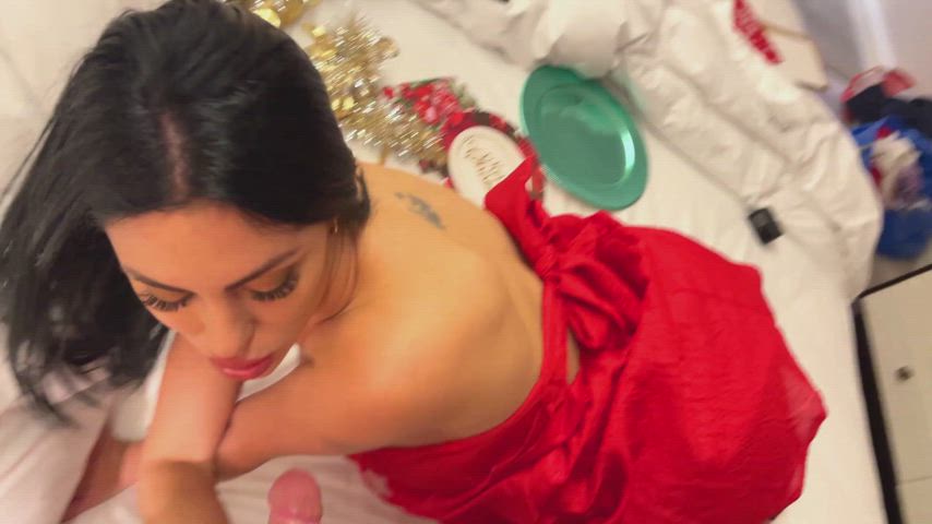 This all natural big boobs petite sexy santa is not cumming for you but would make you cum and also will play with your balls to get the last mini drop left there - free porn video
