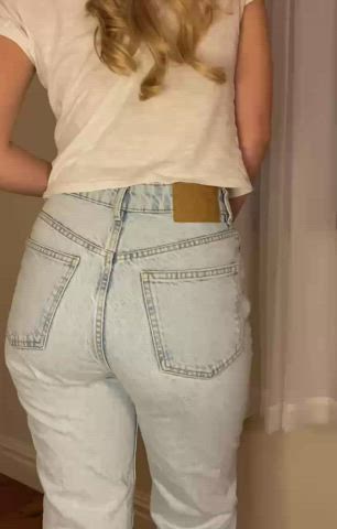 Showing off my petite assets - free porn video