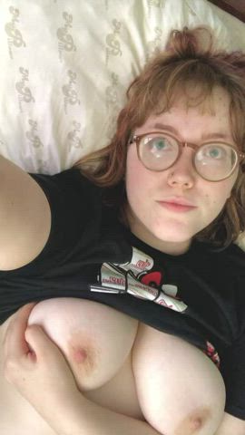 anyone in need of a little hairy wet pussy ?? - free porn video