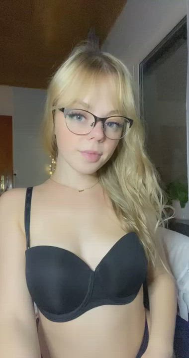Roses are red, violets are blue, whenever I have dirty thought, it always invol - free porn video