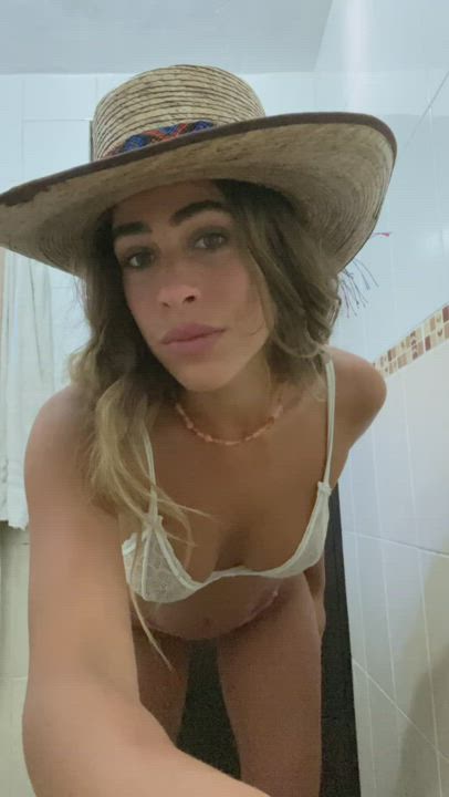 Coffee, tea or me?😉 - free porn video