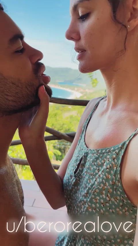 She knows the way I like to be touched - free porn video