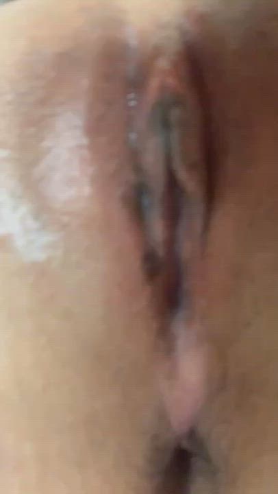 [18f] Watch with sound to hear me say hello as I spread my Japanese holes for you... - free porn video