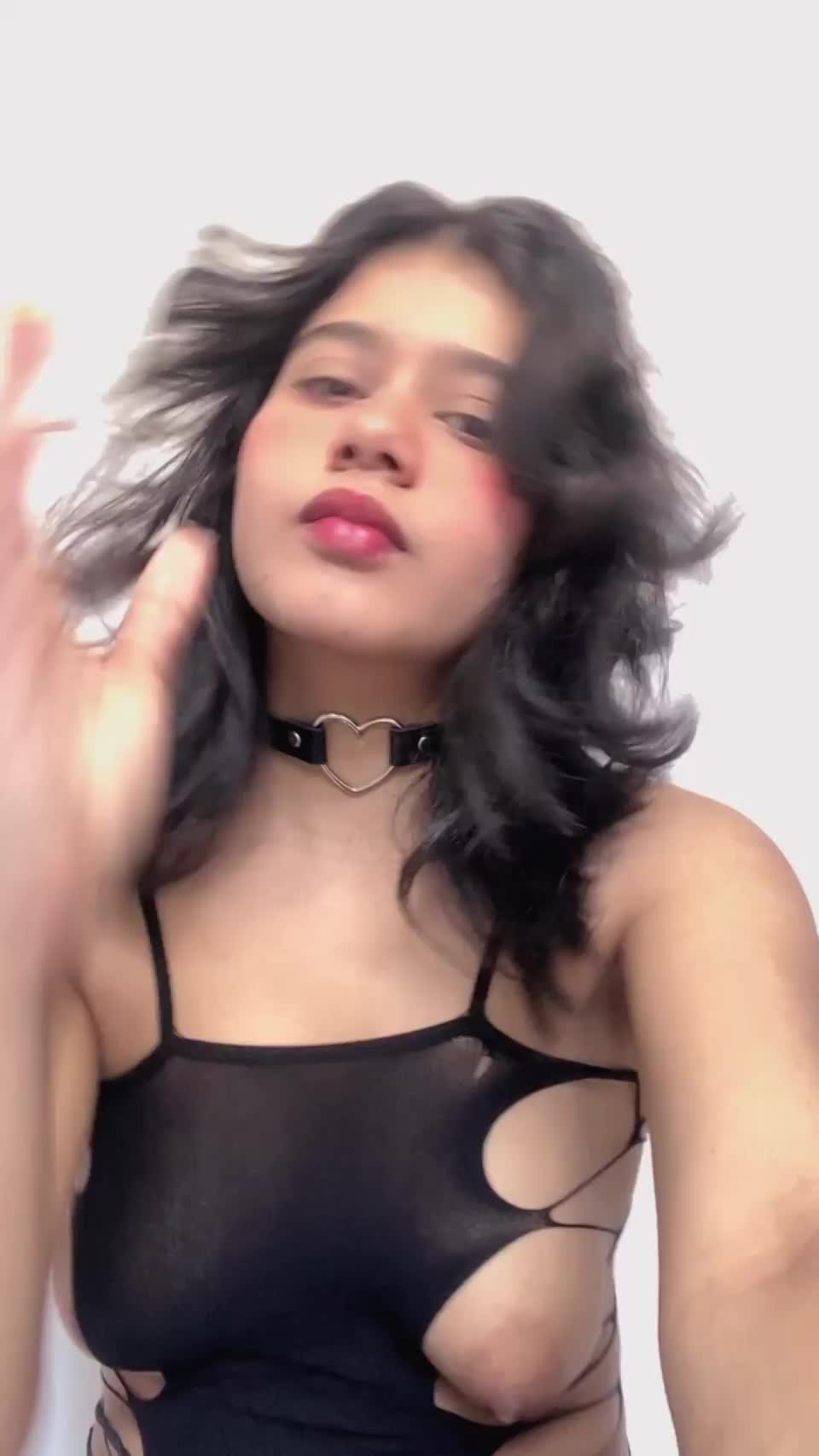 Any chance of you eat me on the first date?😋 - free porn video