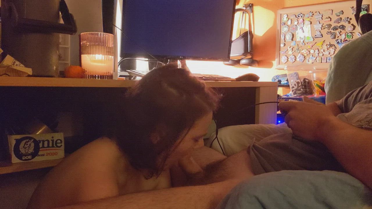 Destiny and Chill (OC) - free porn video