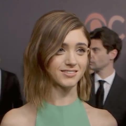 Natalia Dyer has a face made for fucking - free porn video