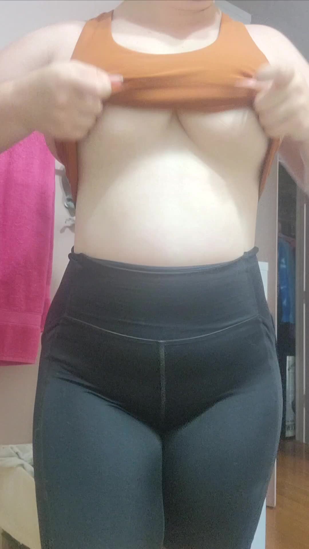 Would you hit on me at the gym? - free porn video