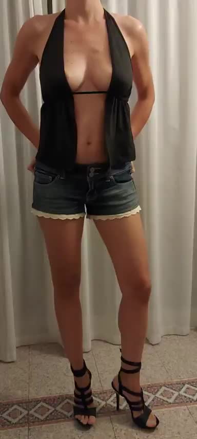 First post, I hope to be busty and petite enough for you - free porn video