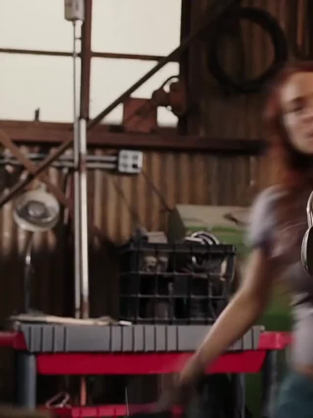 Lindsey’s got a nice set of tits - free porn video