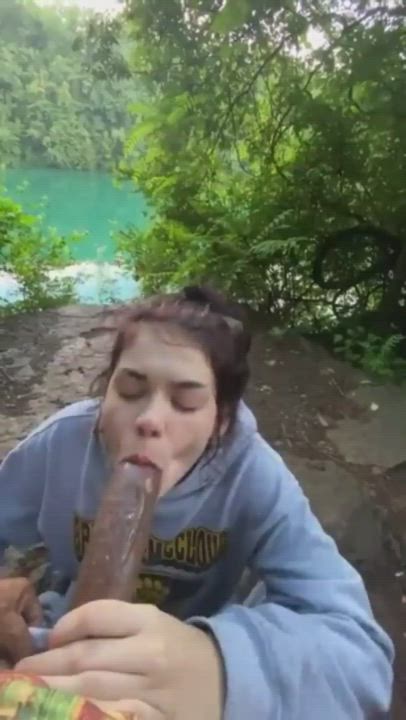 Cocksucking at idyllic location - free porn video