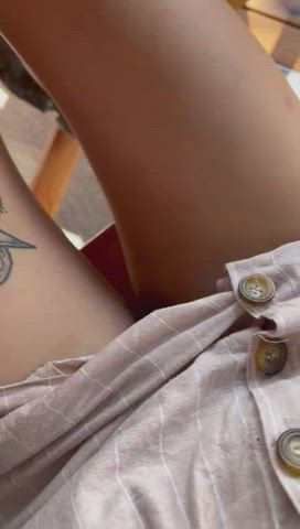 I will show u my panties while im in this coffee´s store!!!!!! - free porn video