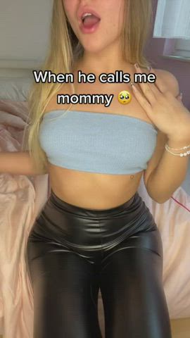 i am wearing no bra under this top - free porn video