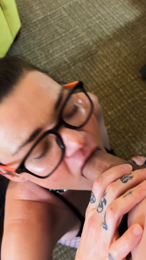 You wish it was you stroking your cock in the corner while I put this big white Reddit dick down my throat 🥰😮‍💨🍆🌶️💥 - free porn video