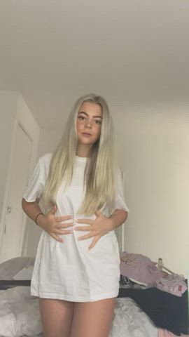 Do you like my teen ass?😝 - free porn video