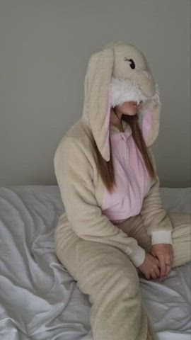 I’m just trying to convince you to fuck a geeky girl - free porn video