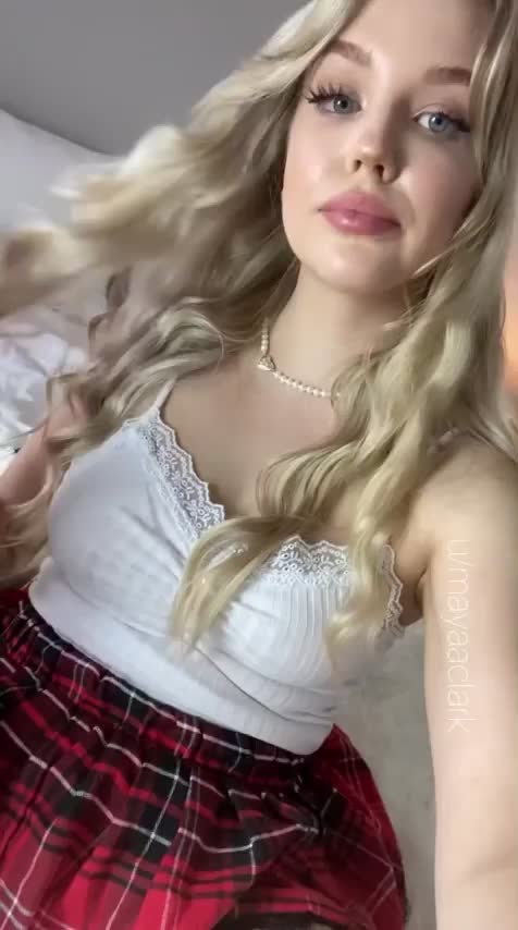 Would you fill up my teen pussy? - free porn video