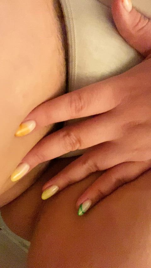 Spilling out the edges - free porn video