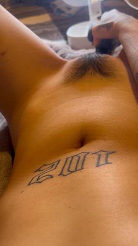 I love how it’s so big it makes my stomach bulge from fucking my ass - free porn video