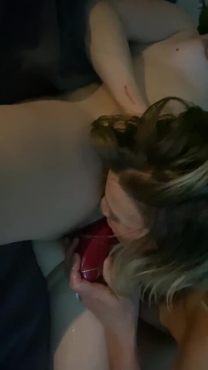 Her lips were so soft 😍😍 - free porn video