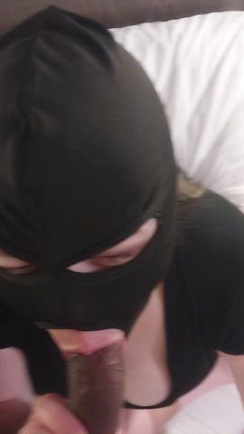 Sucking off a friend 💜 - free porn video