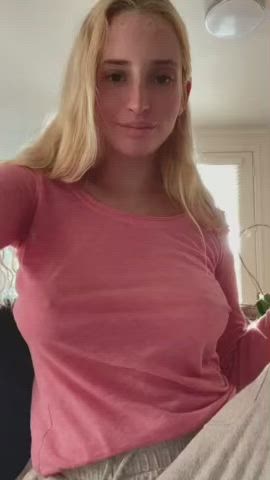 All the clothes are always loose on my small body - free porn video