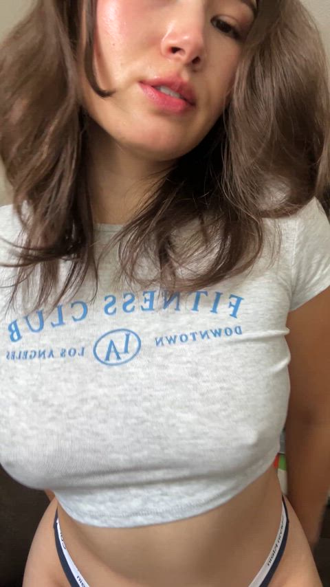 im cuter with my tits out - free porn video