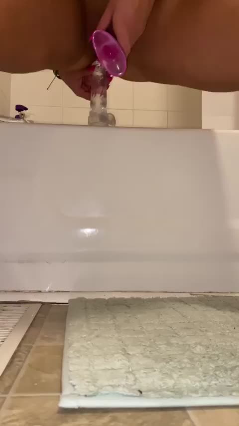 A good DP always makes me squirt 💦 - free porn video