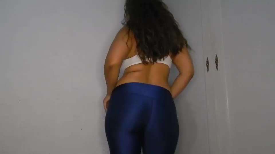 I'm a naughty girl and I need to be punished - free porn video