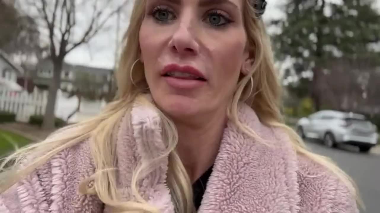 Last part of my 1st cumwalk - free porn video
