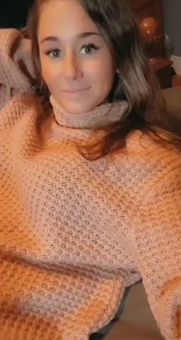 Gotta stay warm 😋 - free porn video
