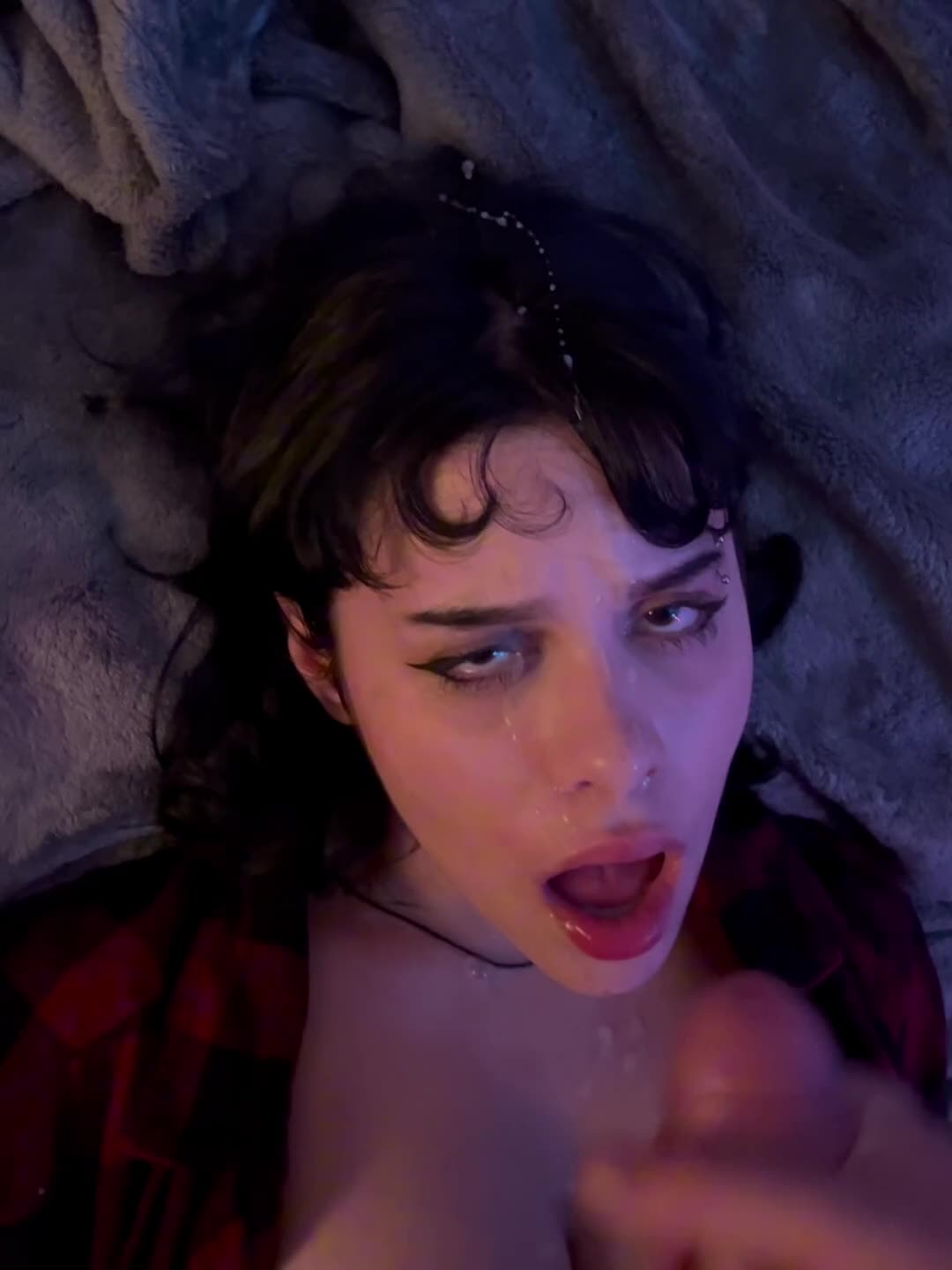He said I look cute with cum on my face so I asked him to prove it - free porn video
