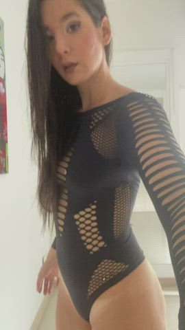 Get between my legs and make me cum - free porn video