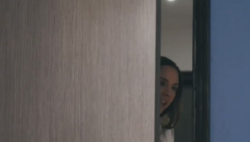 Alex eats out her girlfriend Gia under the covers while her mom's in the room - free porn video