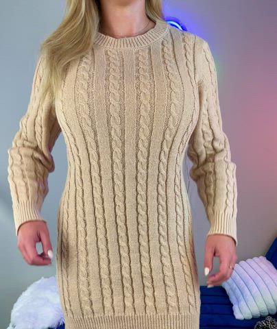 Some people would be scared of what's hiding under my sweater... - free porn video