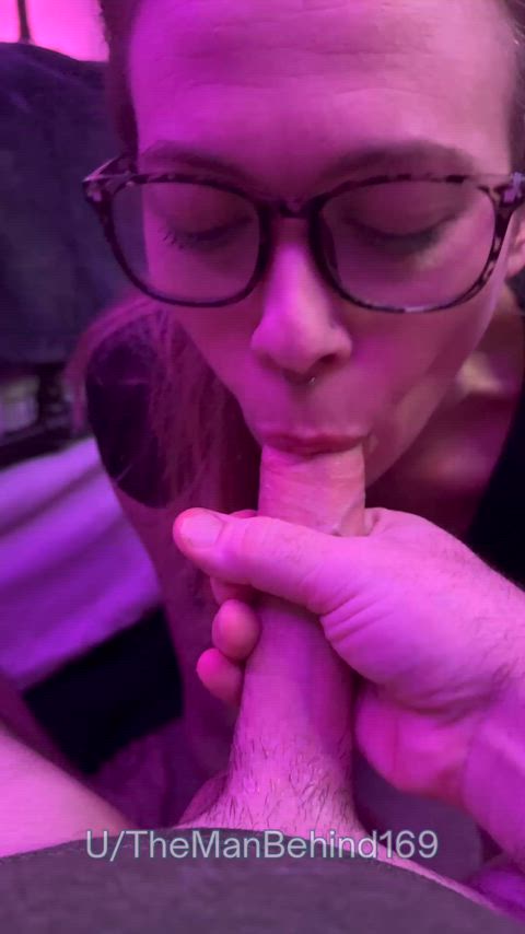 My throat 🐐getting it done - free porn video